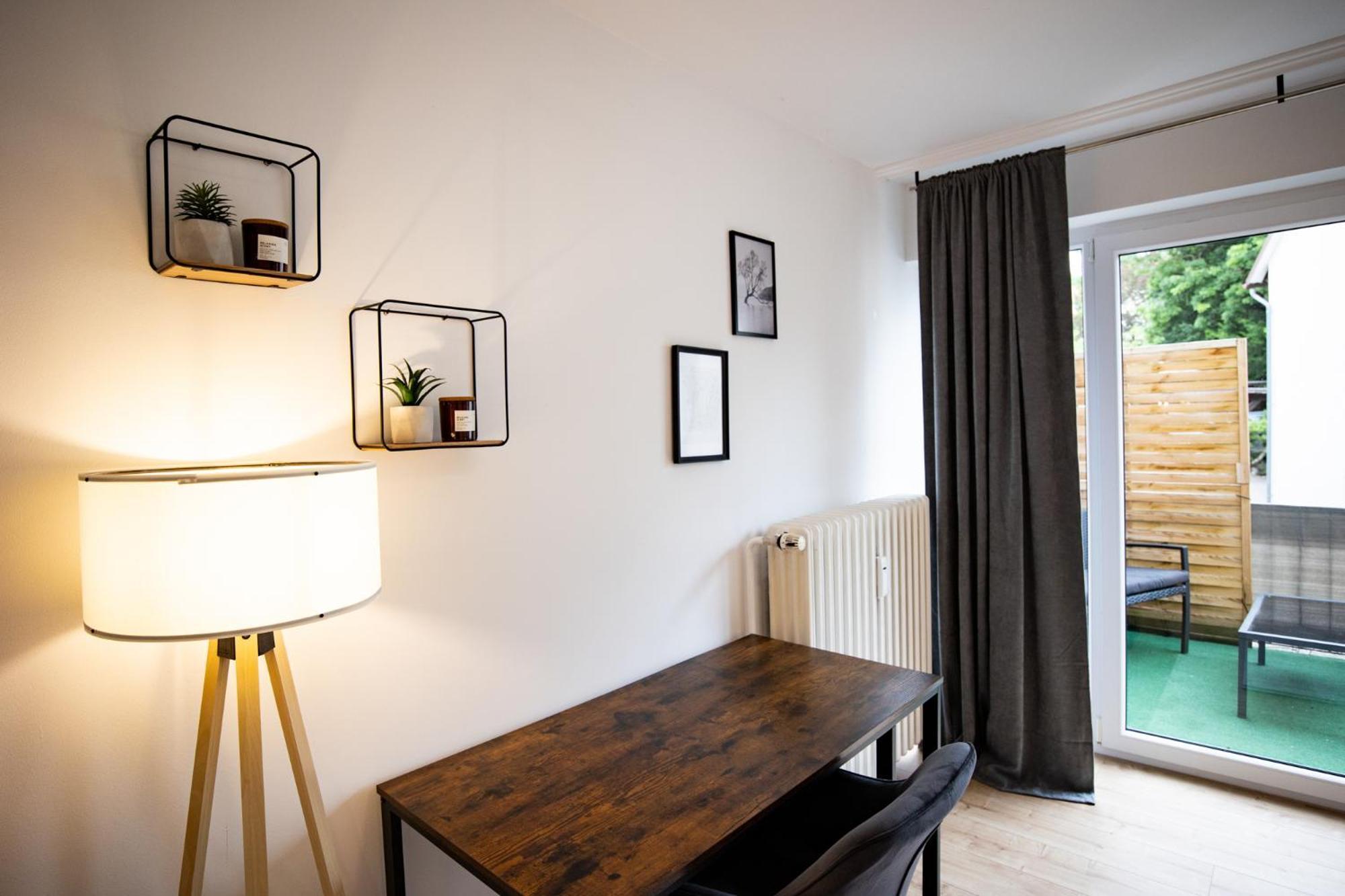 Me Living Bad Pyrmont Innenstadt 10 Meter Balkon Exterior photo
